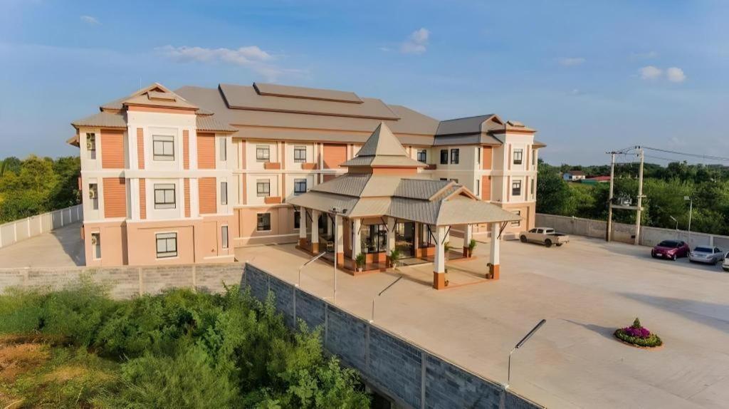 S-Tawan Hotel&Convention Maha Sarakham Zewnętrze zdjęcie