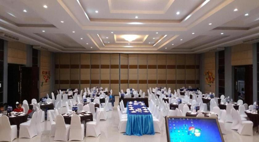 S-Tawan Hotel&Convention Maha Sarakham Zewnętrze zdjęcie
