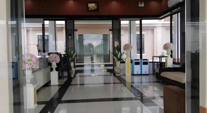 S-Tawan Hotel&Convention Maha Sarakham Zewnętrze zdjęcie