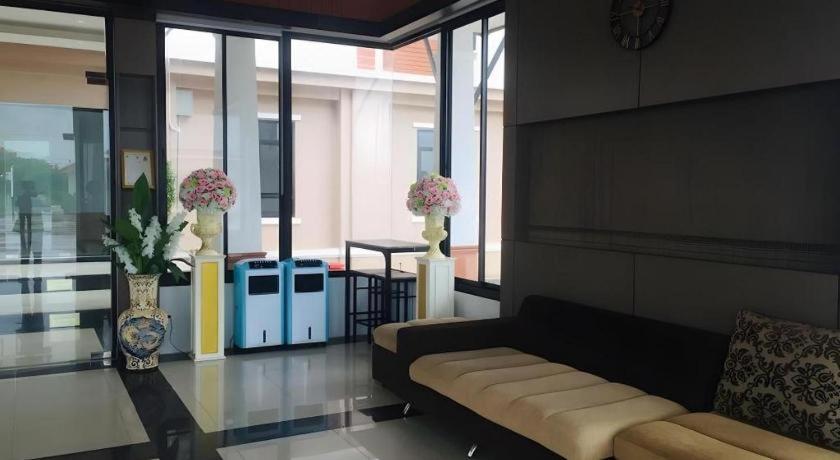 S-Tawan Hotel&Convention Maha Sarakham Zewnętrze zdjęcie